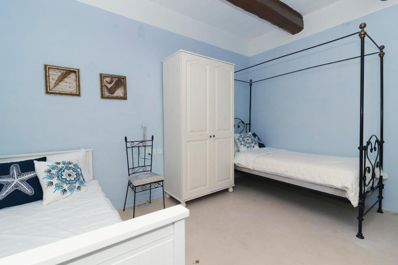 セント・ポールズ・ベイ Casa Ricca Bed & Breakfast エクステリア 写真
