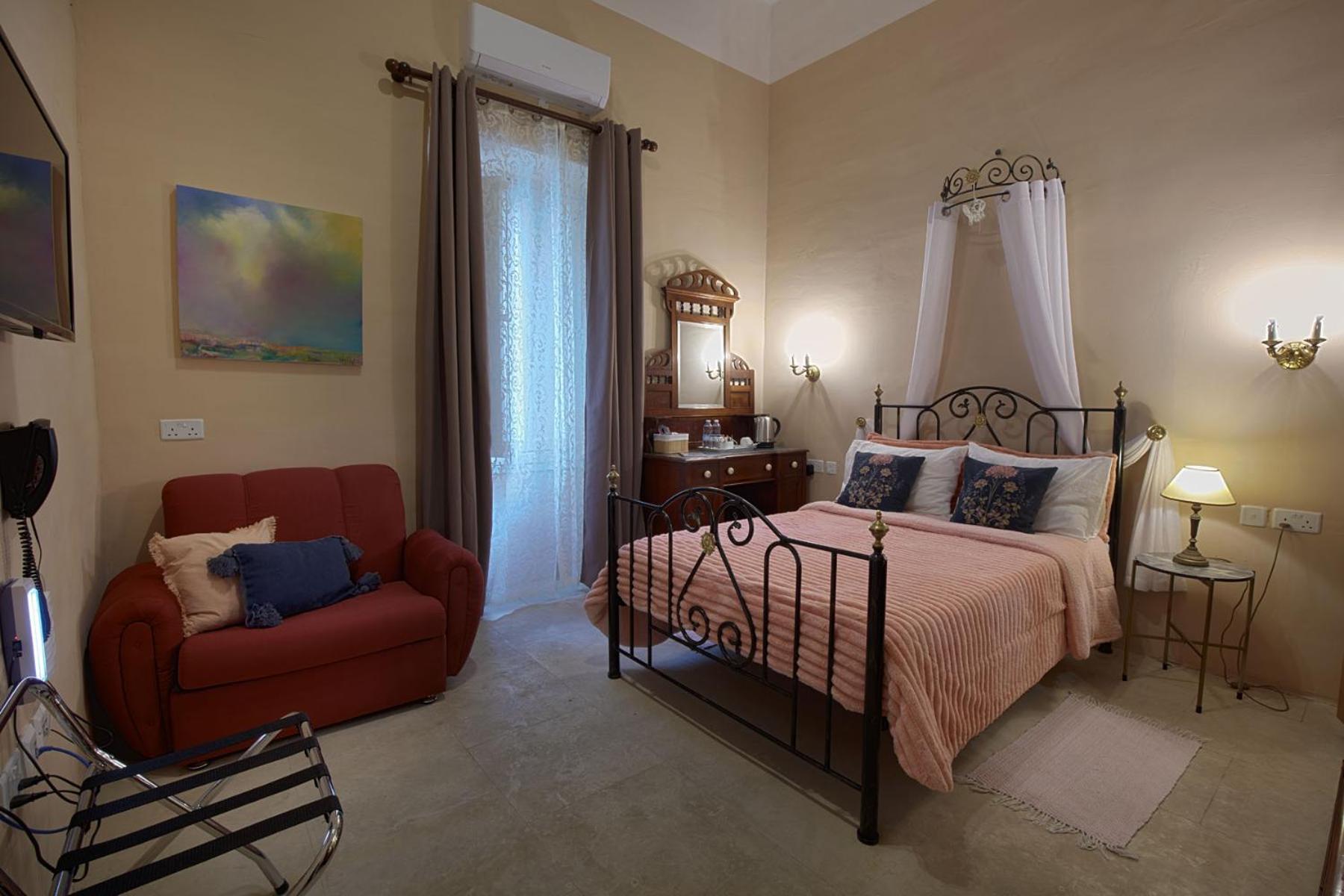 セント・ポールズ・ベイ Casa Ricca Bed & Breakfast エクステリア 写真